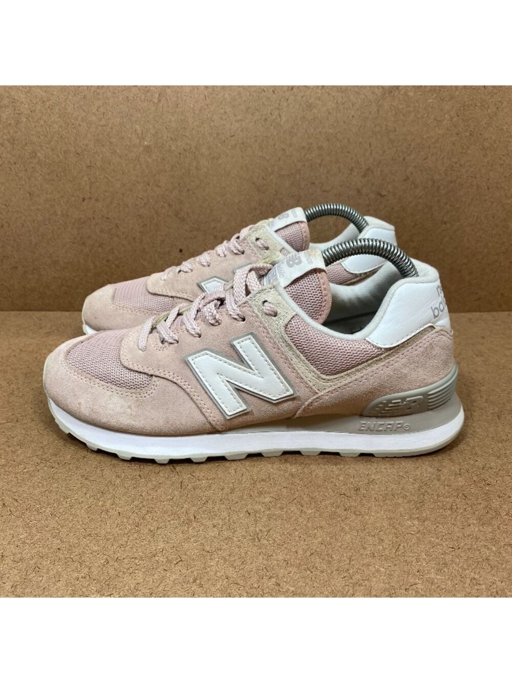 New Balance Womens 574 Sneakers Paded Rose Size 9 Suede/Mesh Running Casual
